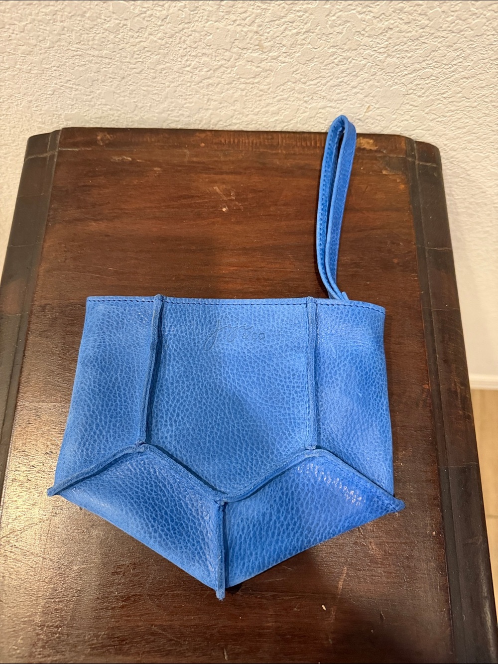 Joji and Co Blue Leather Wristlet Clutch
